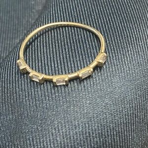 Phoenix Roze yellow gold and diamond baguette ring